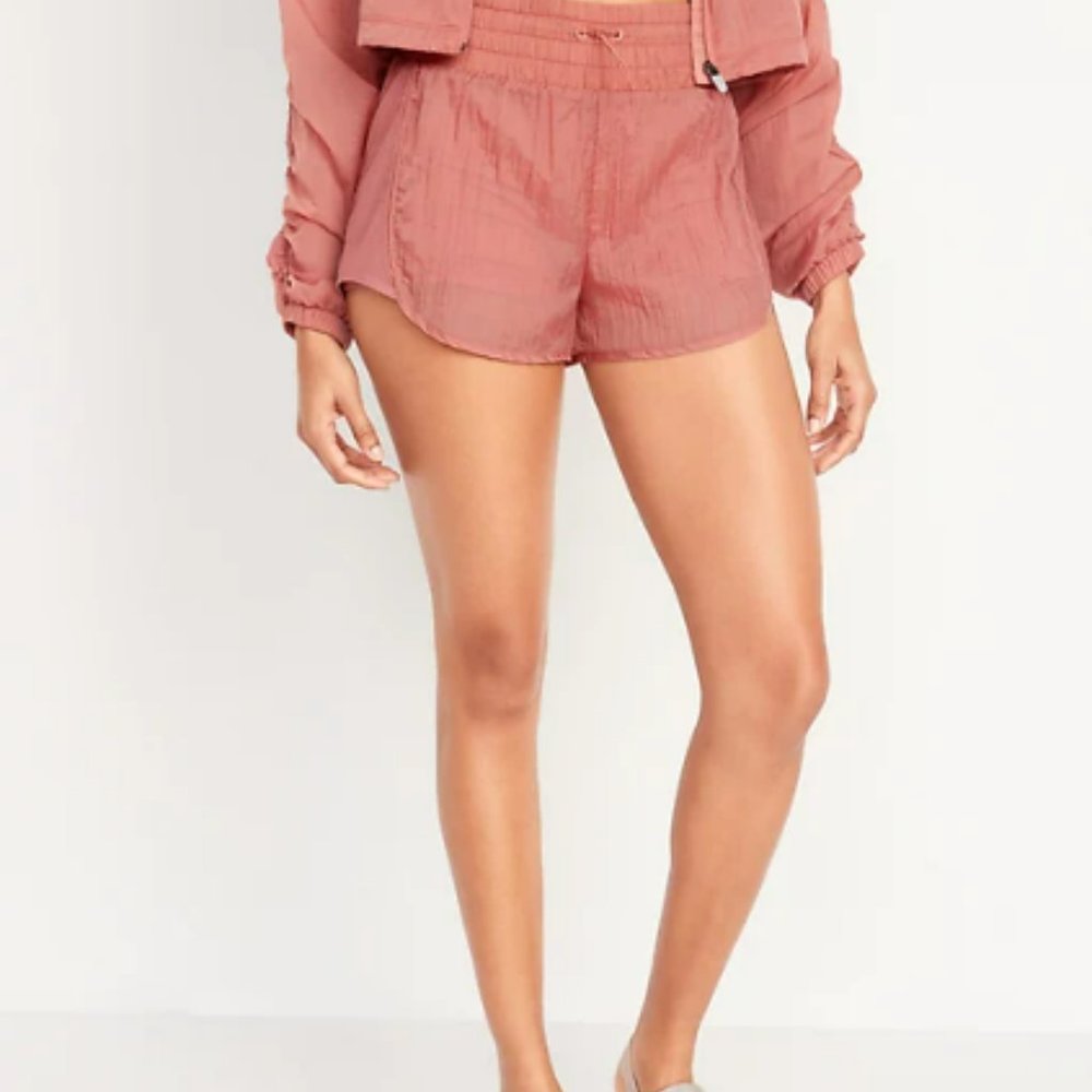 Old Navy Women's High-Waisted Lightweight Water-Repellent 2-in-1 Run Shorts NWT